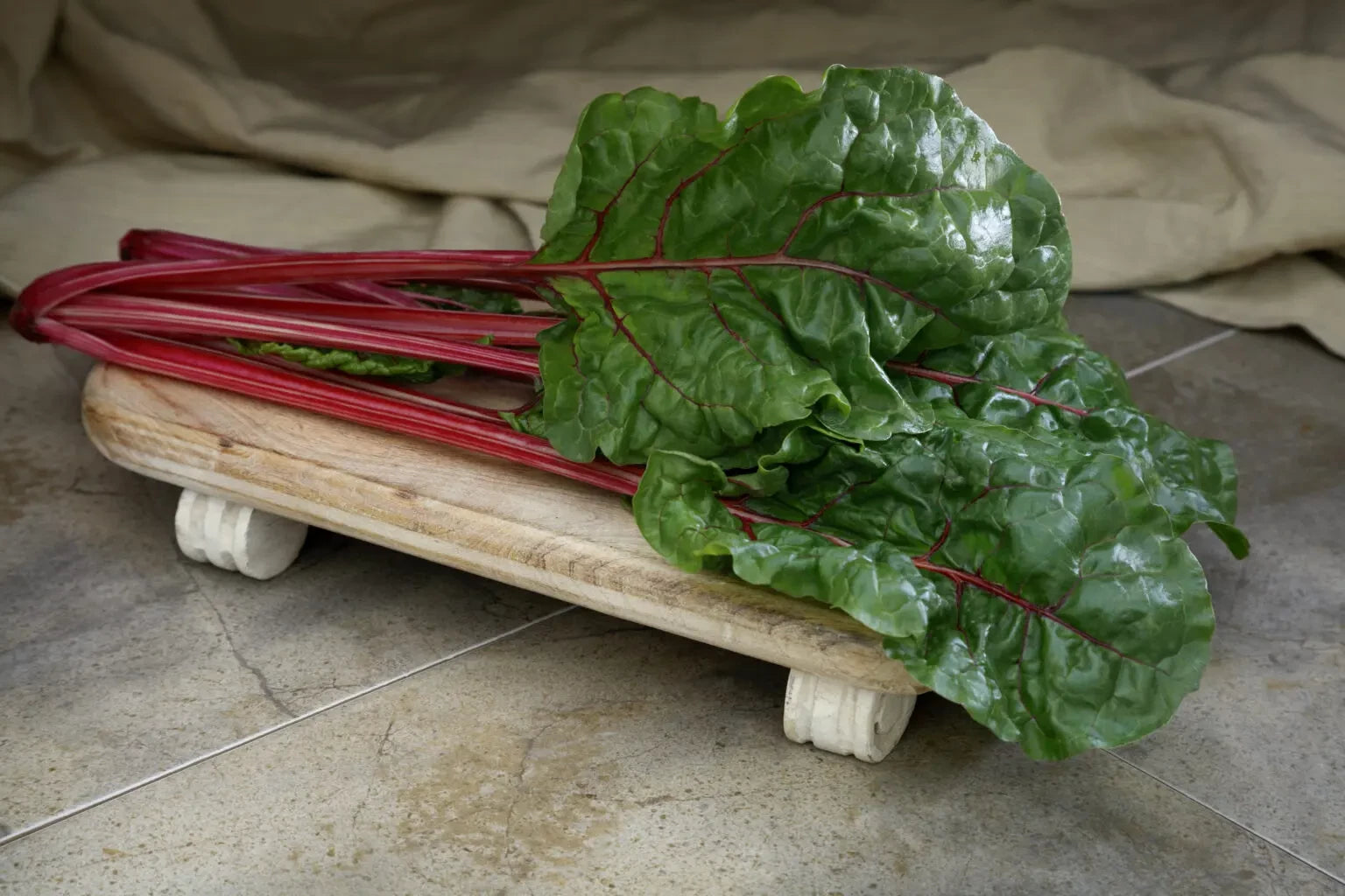 SWISS CHARD FIRE FRESH
